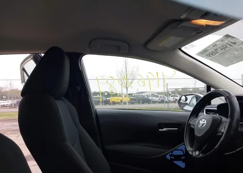 2021 Toyota Corolla Le из США, поврежденный, VIN 5YFEPMAE1MP188557